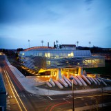 YKK_AP_Gates_Hall_Inspiration_Gallery_Dusk_Landscape